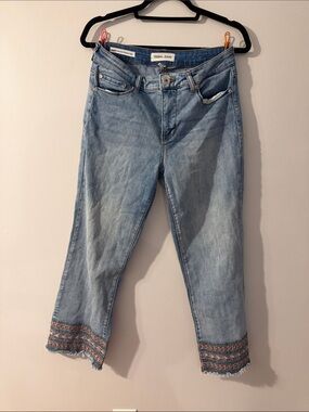 Tribal Light Blue Cropped Ankle Jeans with Embroidered Hem
